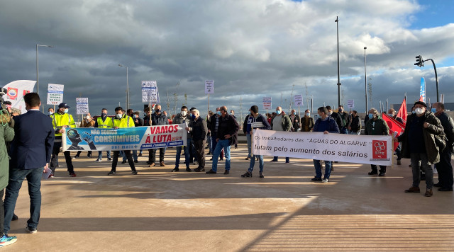 Trabalhadores da Águas de Portugal exigem revisão do ACT