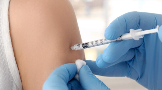 FENPROF reclamou contra exclusão do ensino superior da fase 1ª de vacinação