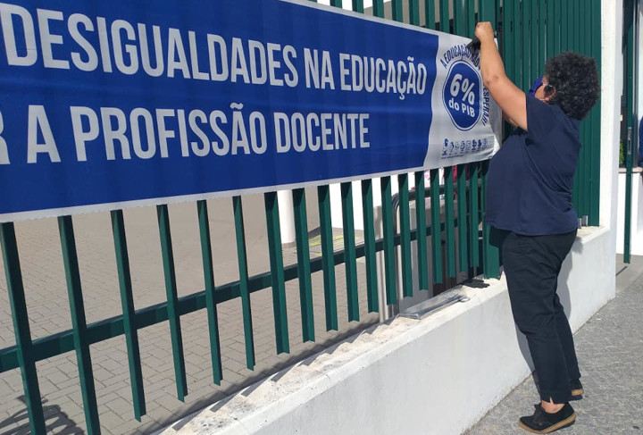 Câmara de Nisa remove faixas sindicais a reclamar 6 por cento do OE para a Educação