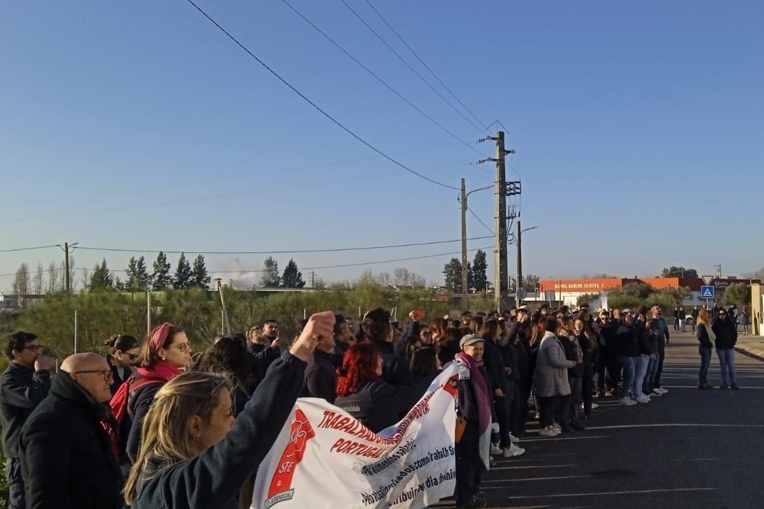 Exige se resposta patronal depois da greve na Hutchinson