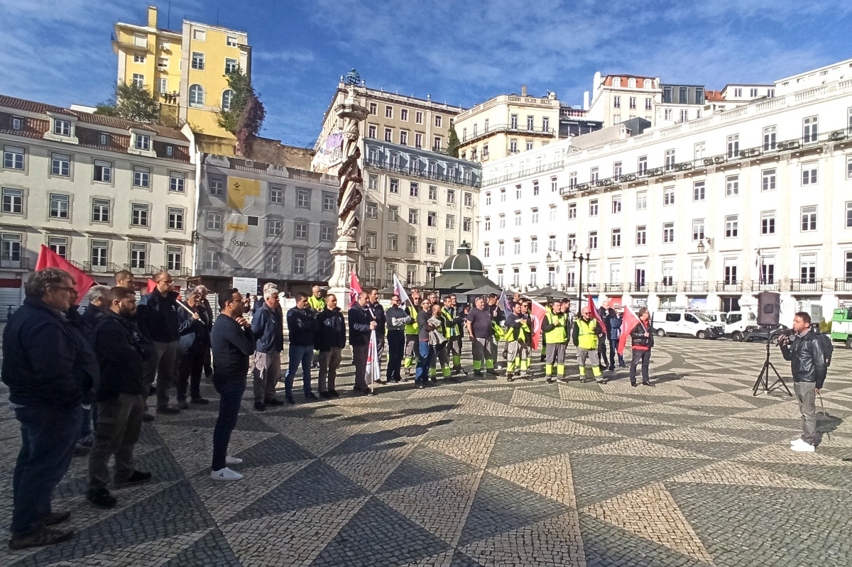 Trabalhadores eletricistas da Camara Municipal de Lisboa em greve no dia 24 