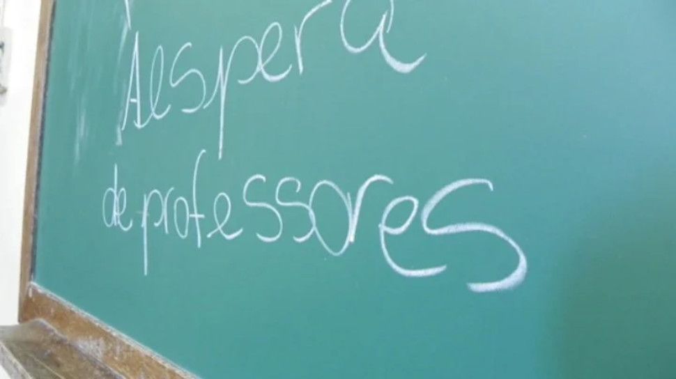 falta de professores